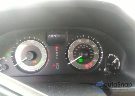 2014 Honda Odyssey Lx z USA, uszkodzony, nr VIN 5FNRL5H2XEB106627